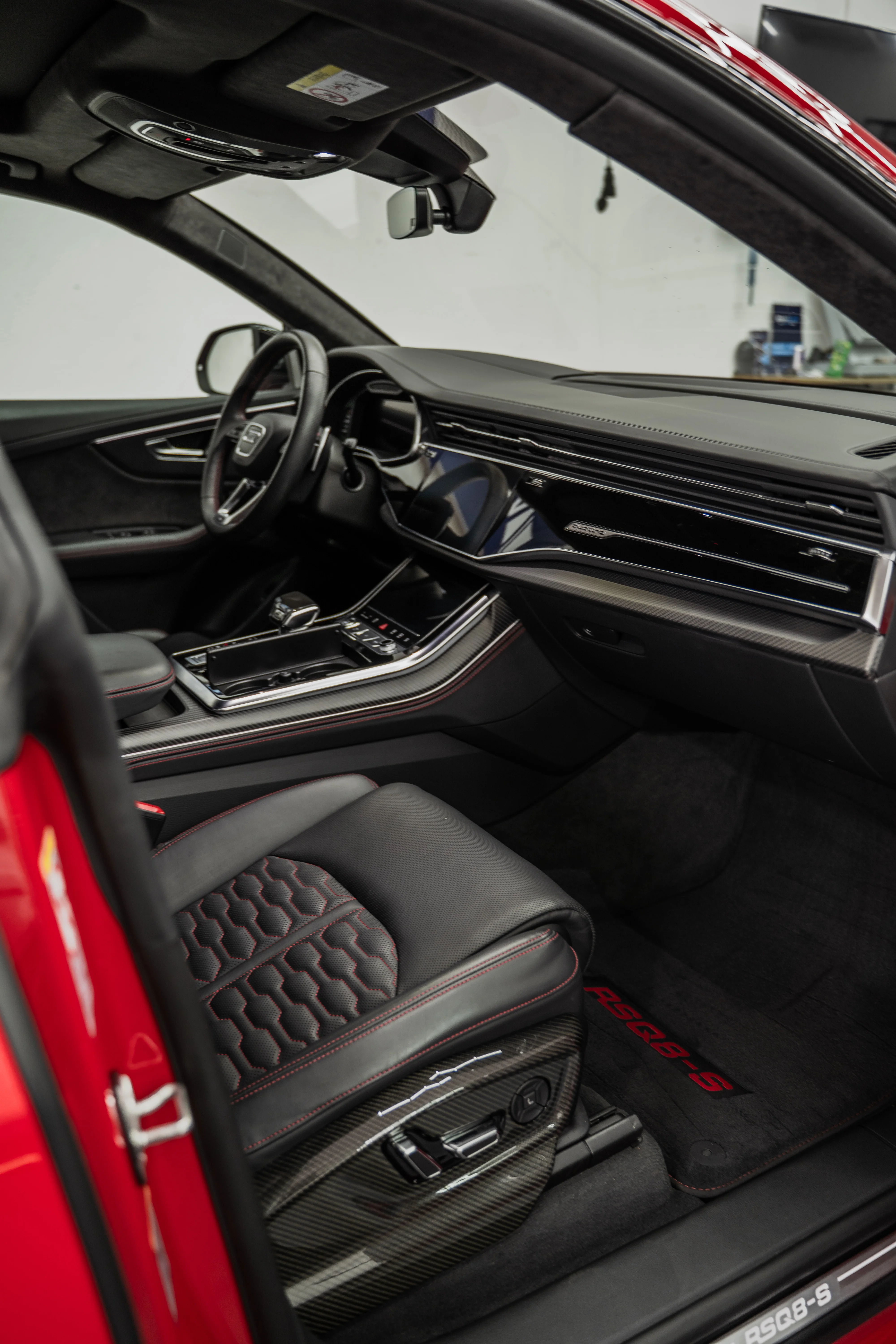 Fahrzeugaufbereitung RSQ8